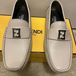 Authentic mens shoe in good condition, some scuff marks as pictured. How to Remove Scuff Marks from Shoes | HowStuffWorks main image 2